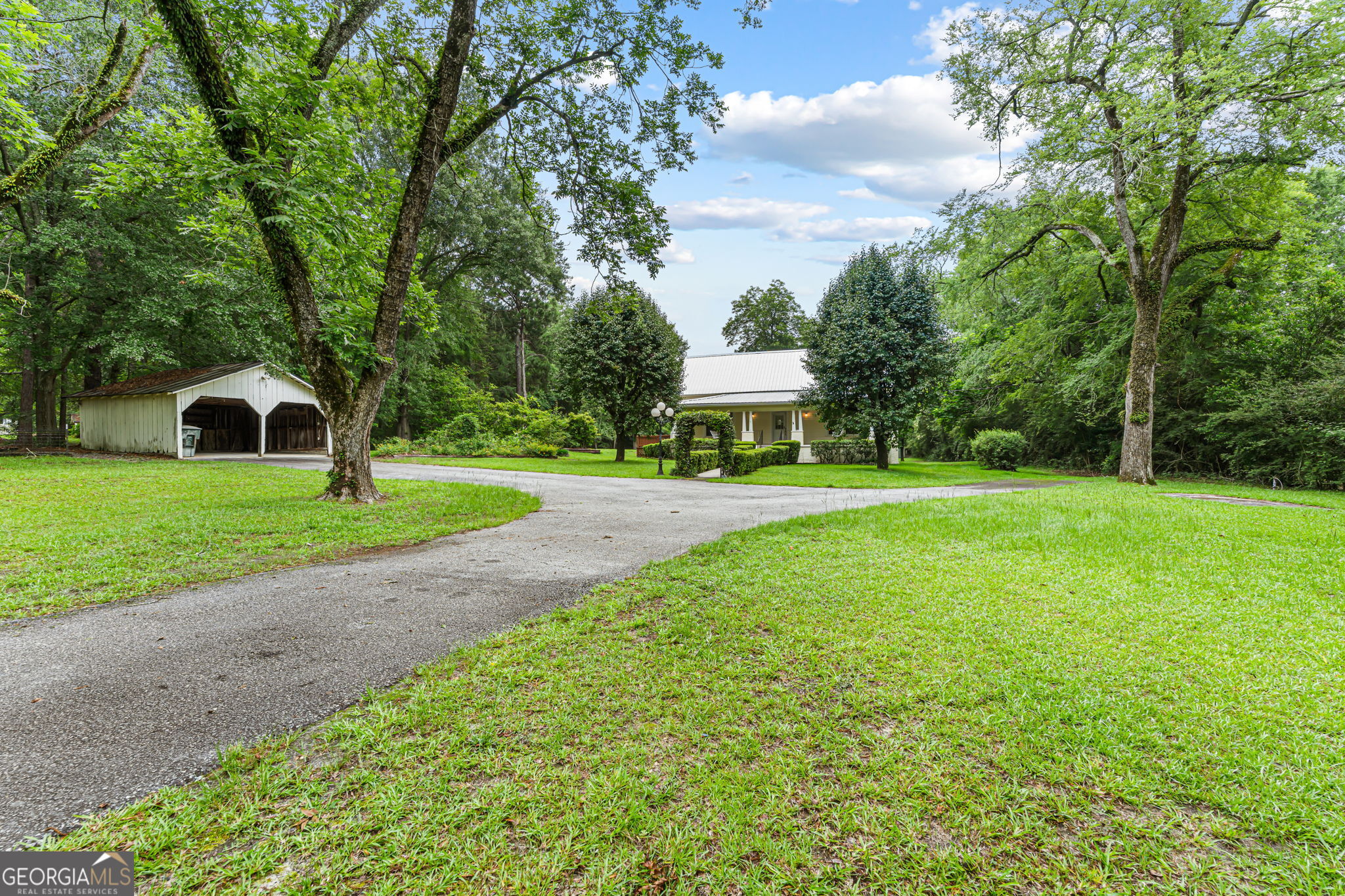 492 Ga Highway 26 E Property Photo 6