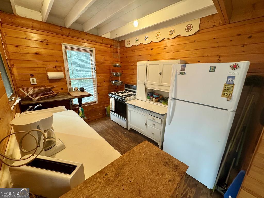 14092 Big Creek Road Property Photo 5