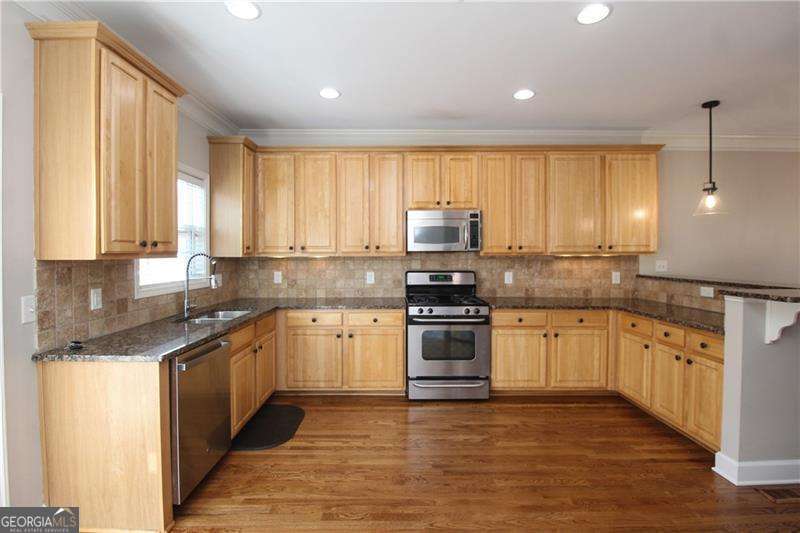 802 Glen Ivy Property Photo 8