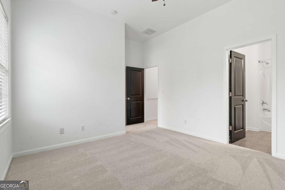 7054 Elmwood Ridge Court Property Photo 33