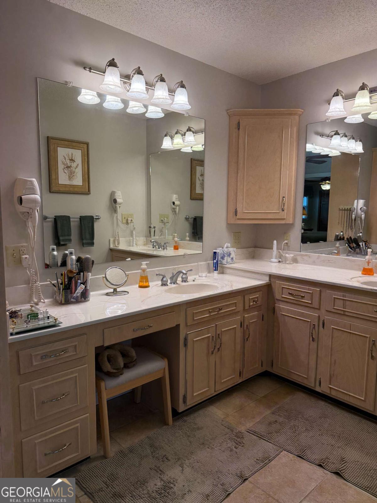 5686 Golden Isle W Property Photo 44