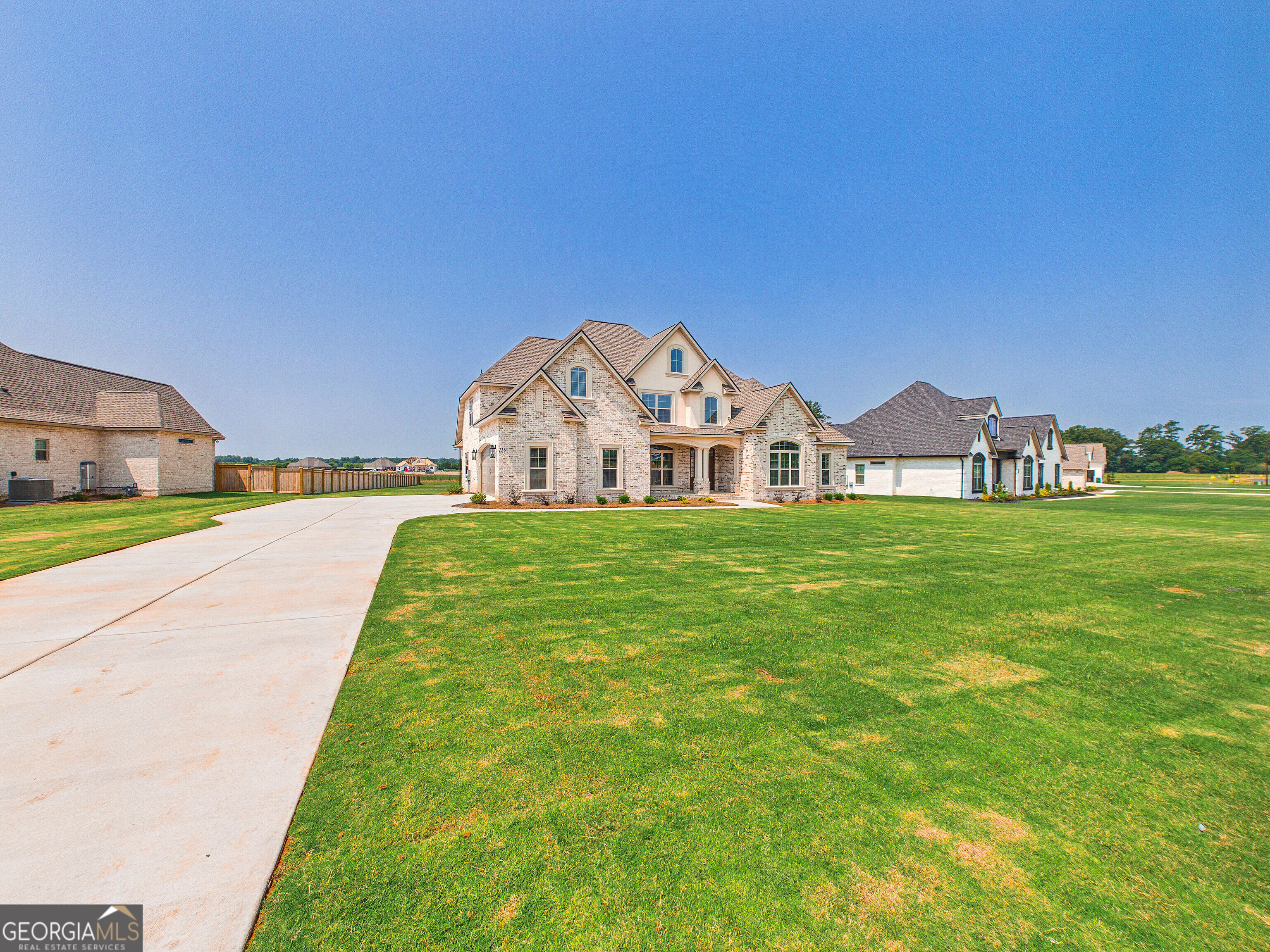 119 Pridgen Pass Property Photo 8