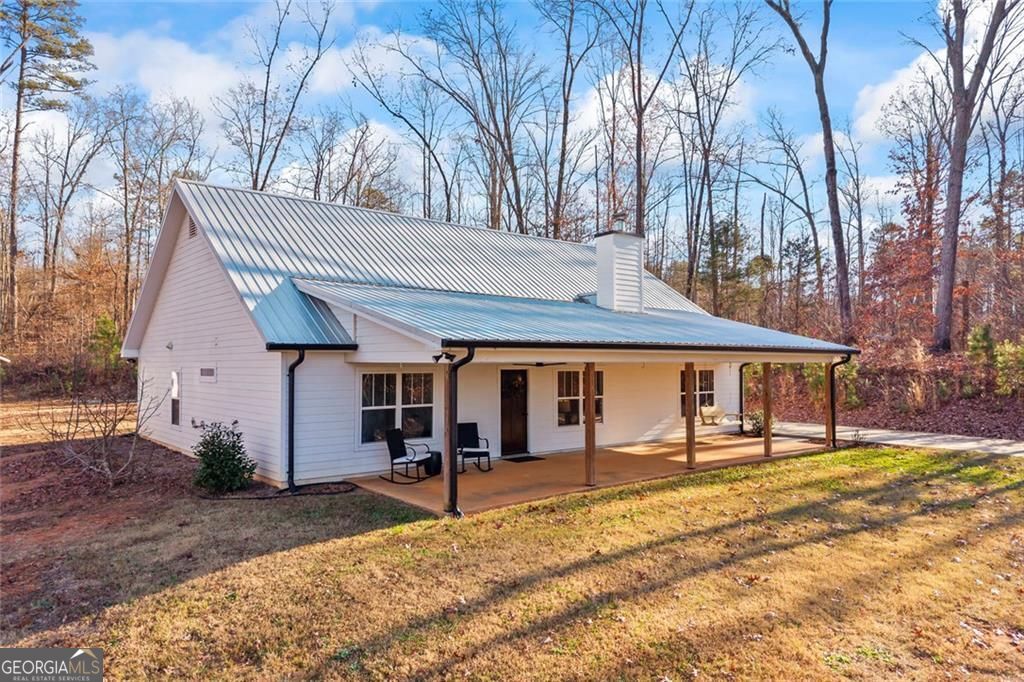 665 N Holcomb Drive Property Photo 6