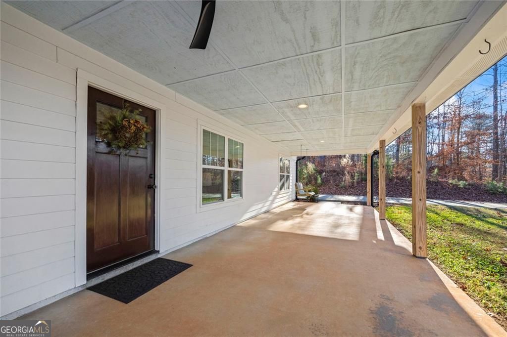 665 N Holcomb Drive Property Photo 11