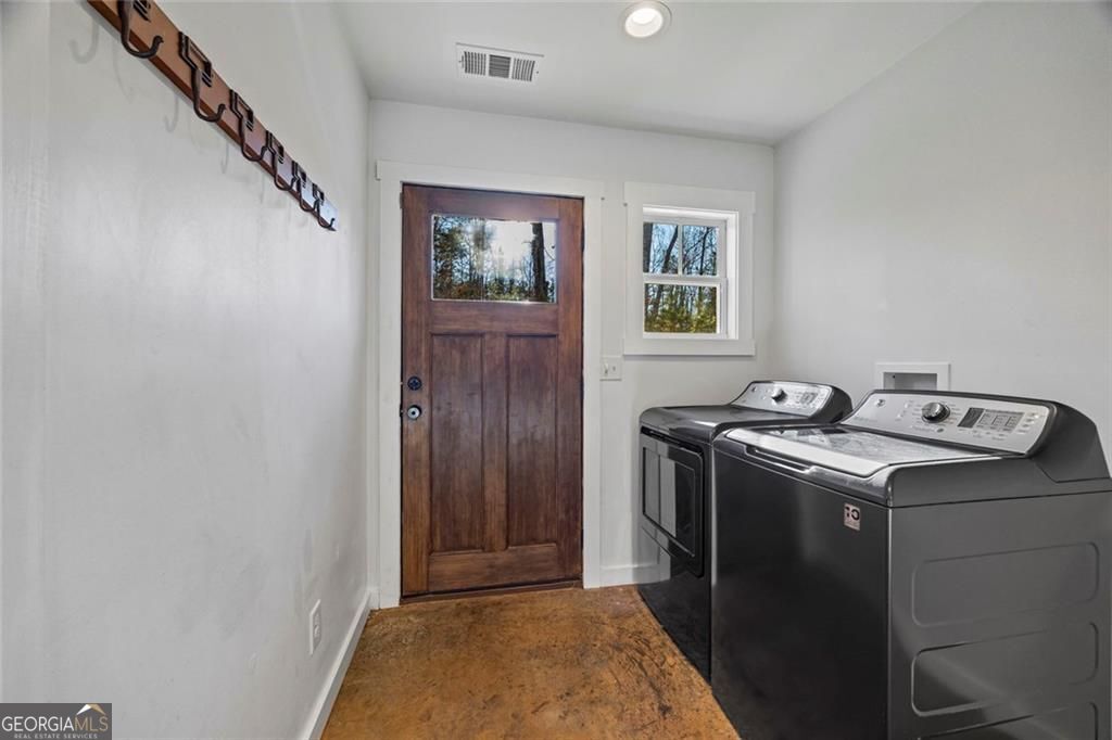 665 N Holcomb Drive Property Photo 34