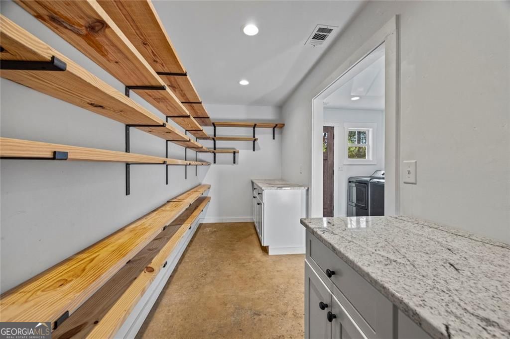 665 N Holcomb Drive Property Photo 39