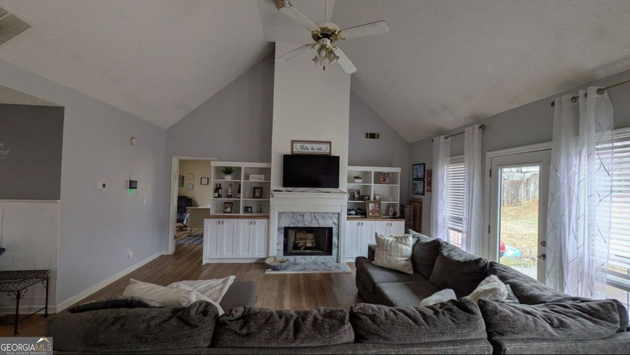 230 Overlook Drive Property Photo 2