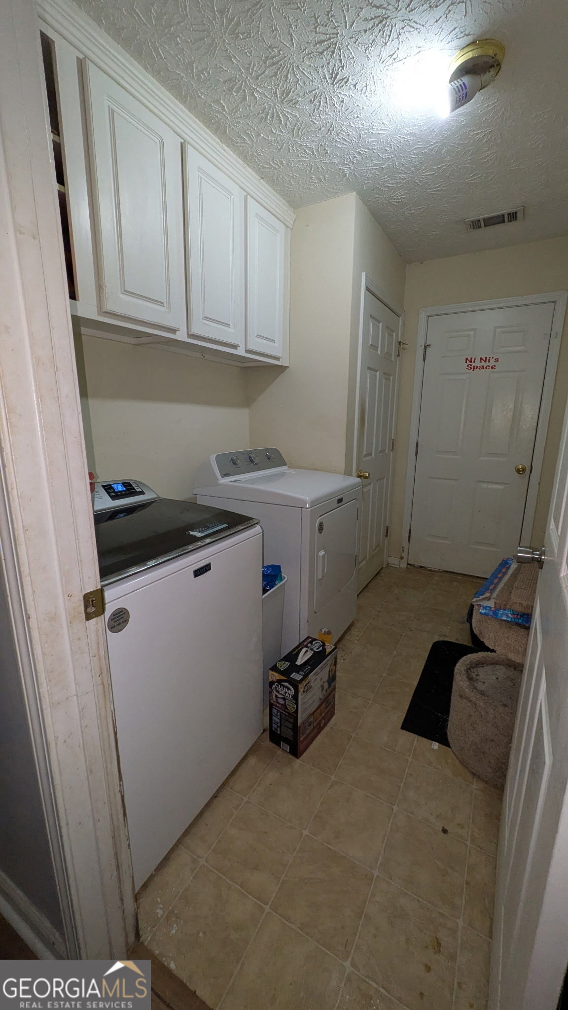 230 Overlook Drive Property Photo 6