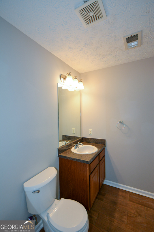 4101 Fairington Club Drive Property Photo 18