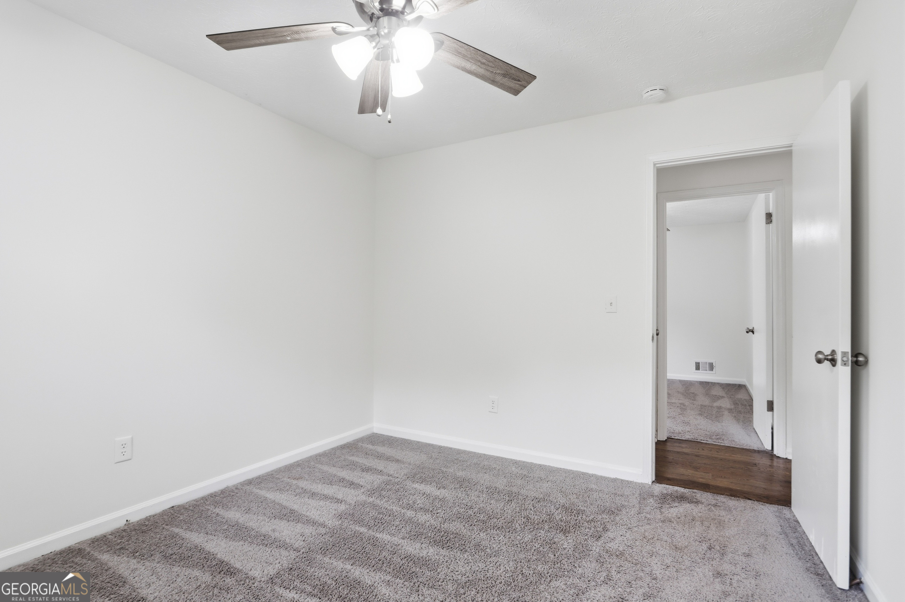 124 Creekview Drive Property Photo 18