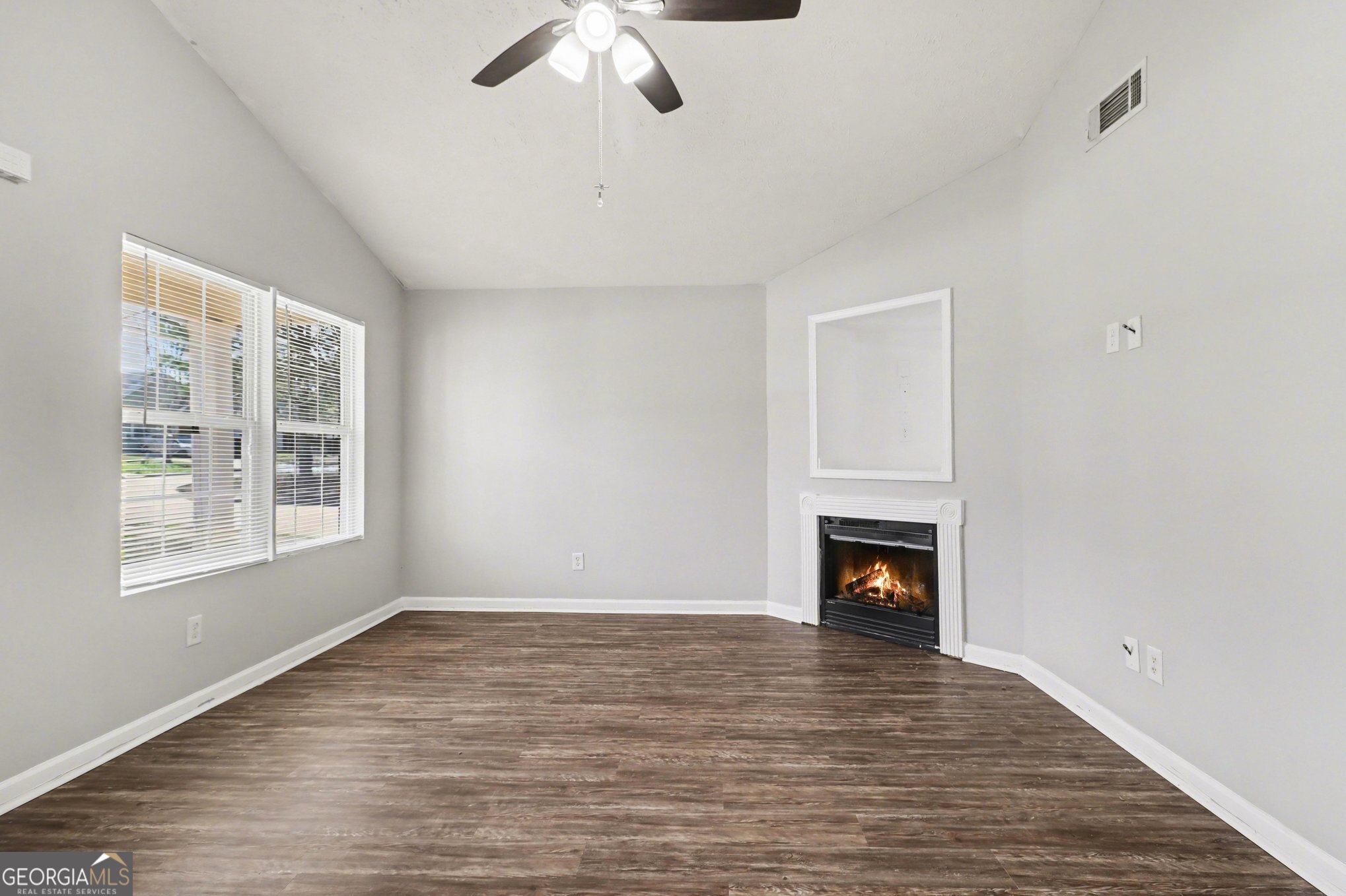 6279 Avery Street Sw Property Photo 10