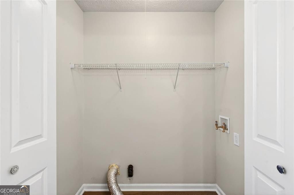 3338 Devaughn Drive Property Photo 13