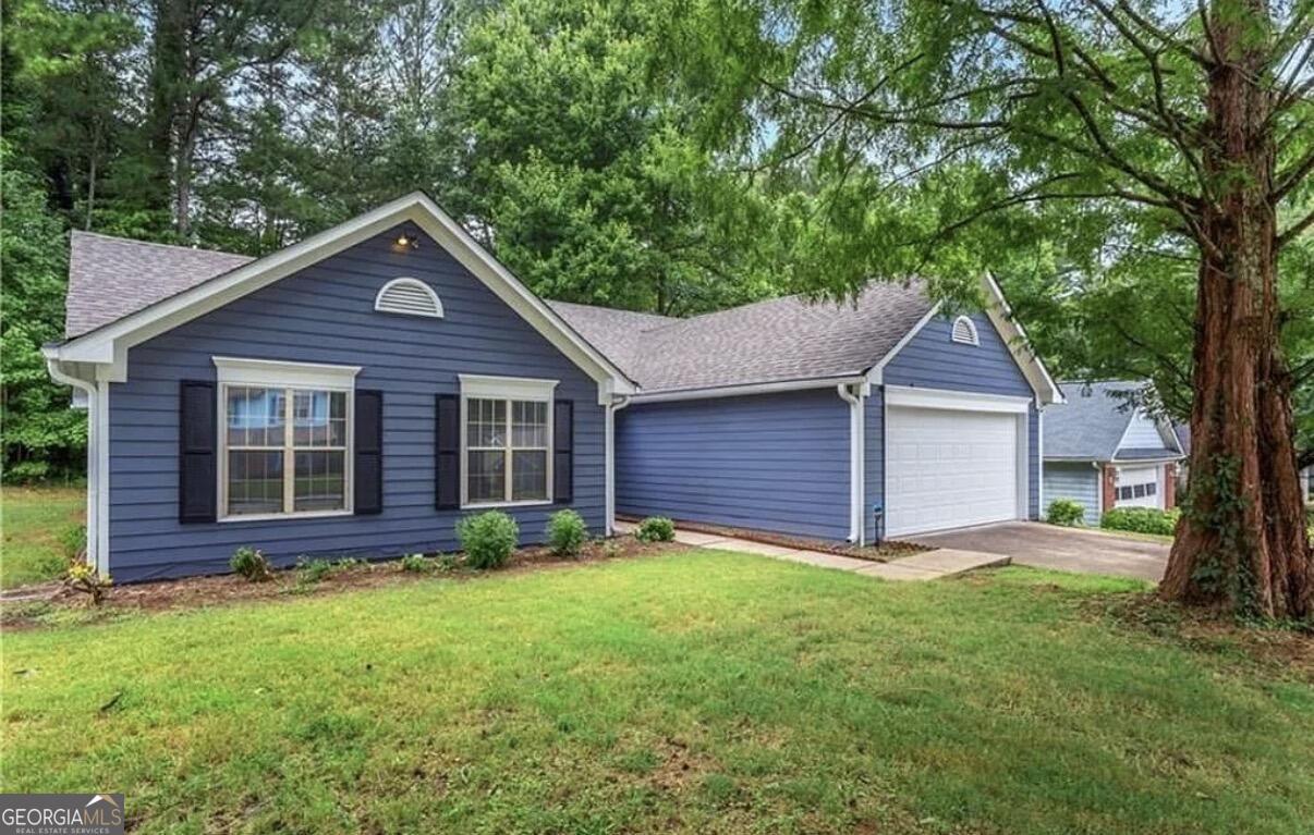 956 Forest Path Property Photo 1