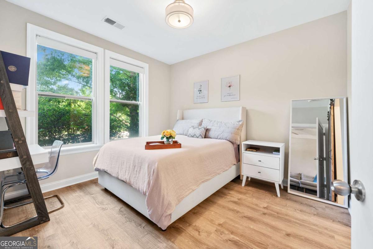 901 Abernathy Road Ne # 1230 Property Photo 4