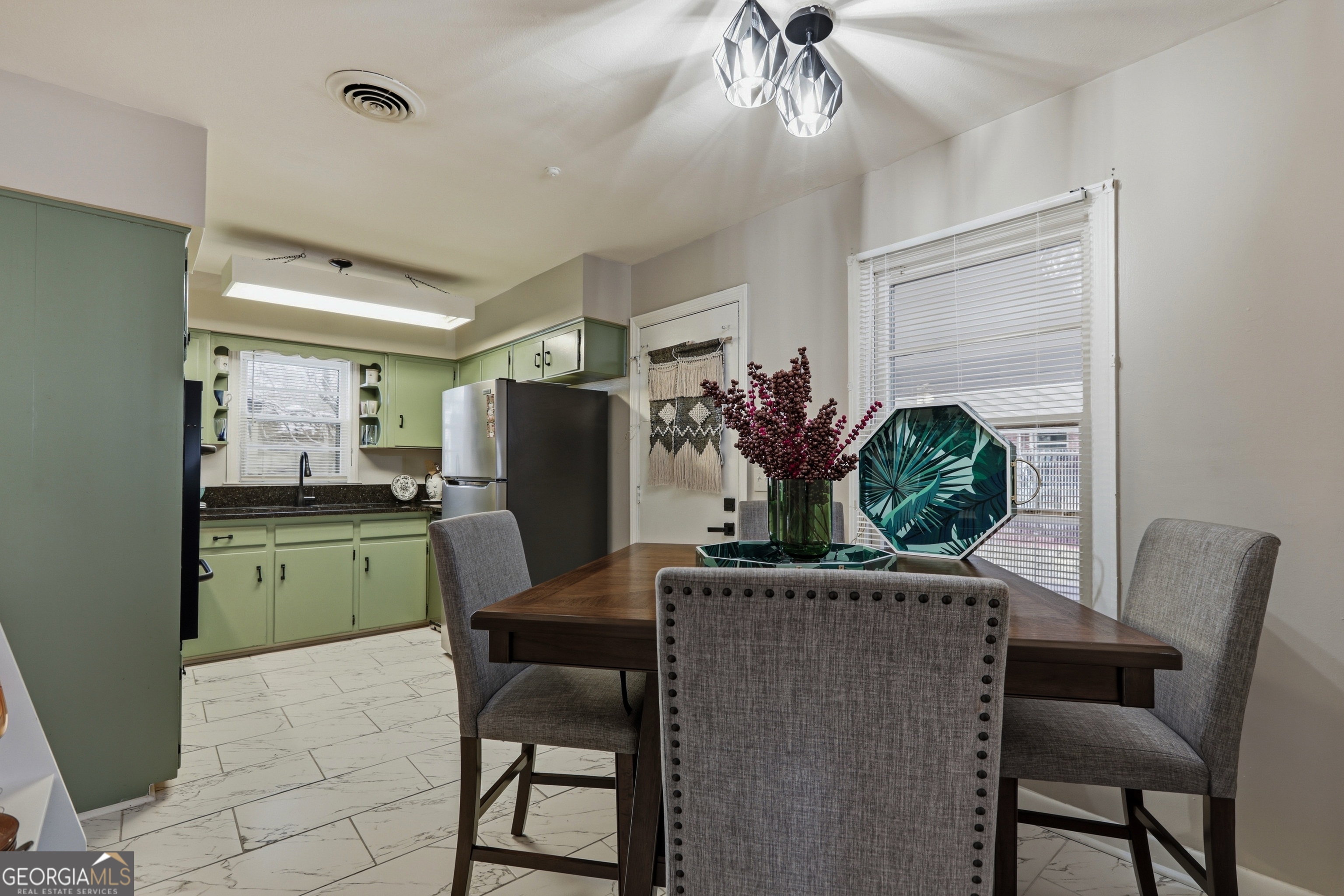 4525 Sentry Street Property Photo 5