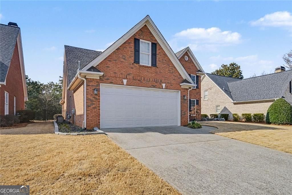725 Windsor Place Circle SW Property Photo 1