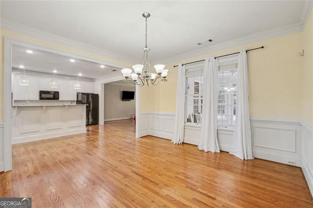 725 Windsor Place Circle Sw Property Photo 8