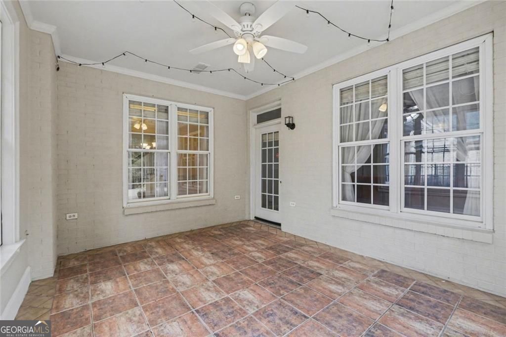 725 Windsor Place Circle Sw Property Photo 14