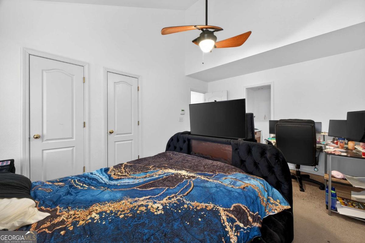 175 Grosslake Parkway Property Photo 15