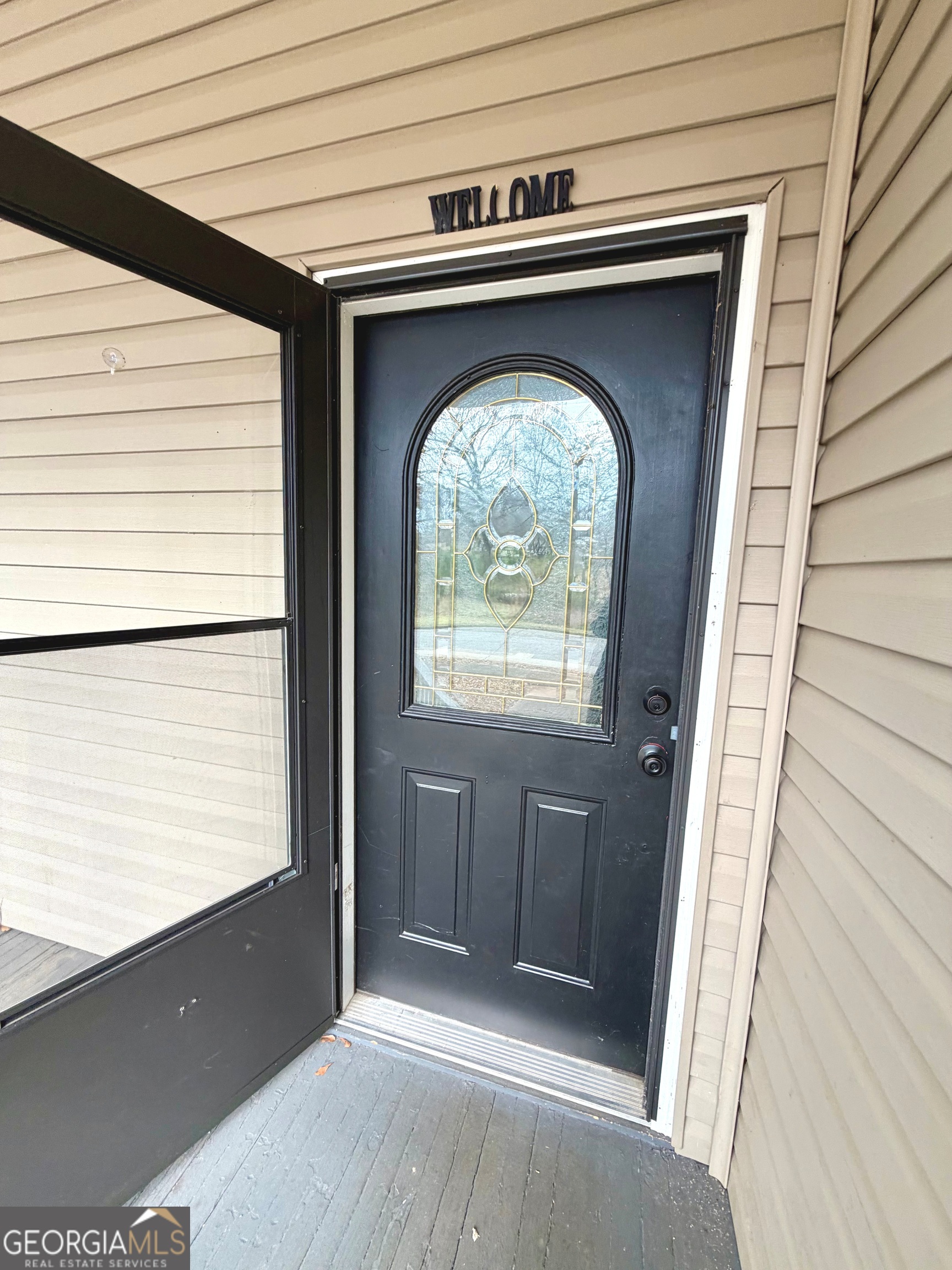 40 Edgewood Avenue Property Photo 6
