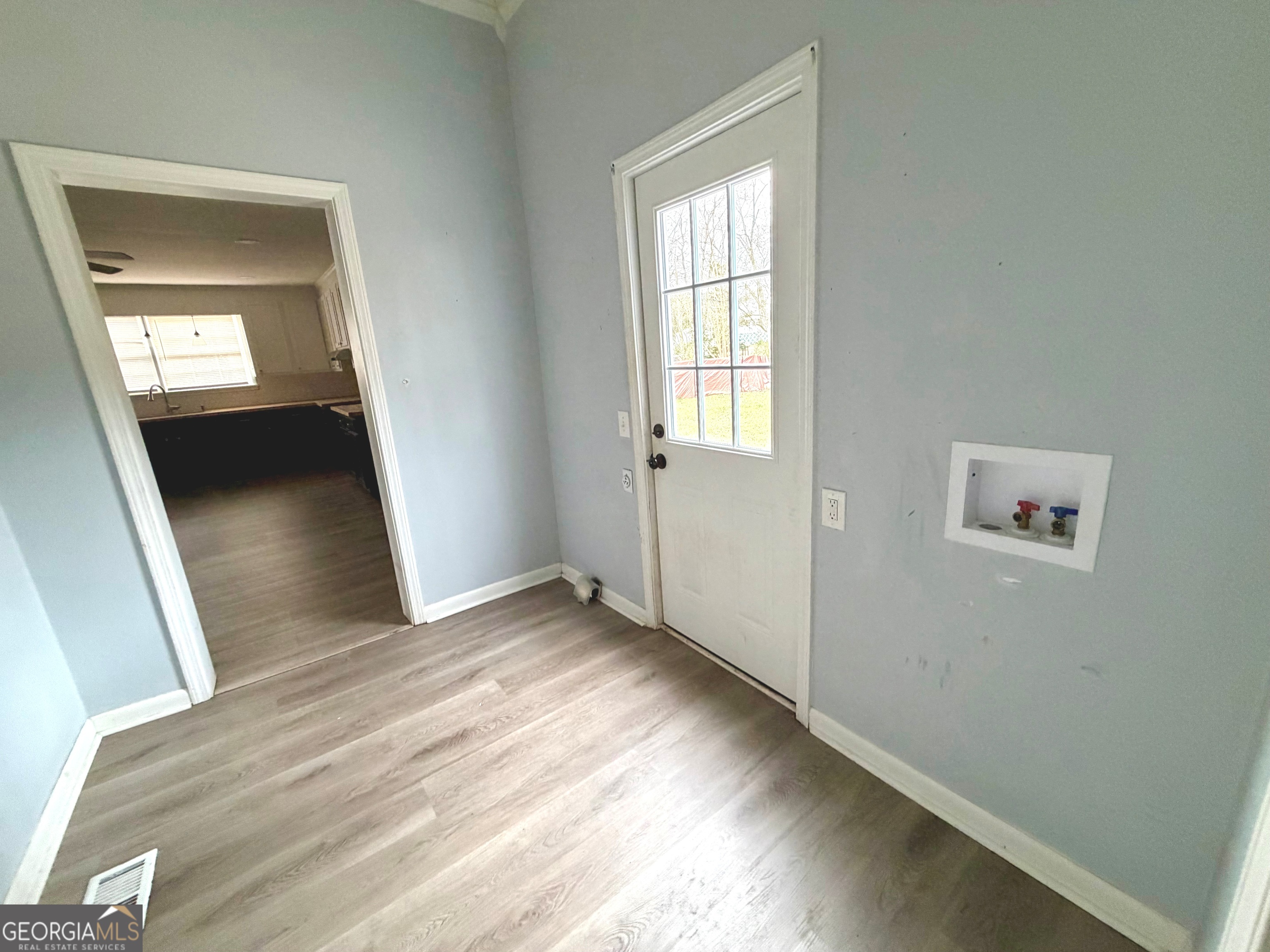 40 Edgewood Avenue Property Photo 18