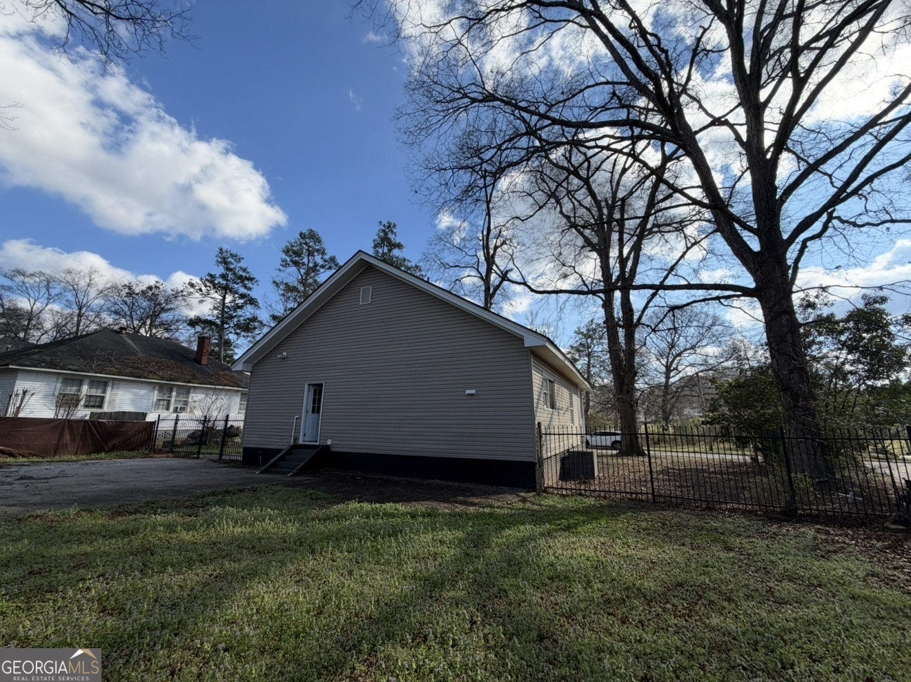 40 Edgewood Avenue Property Photo 27