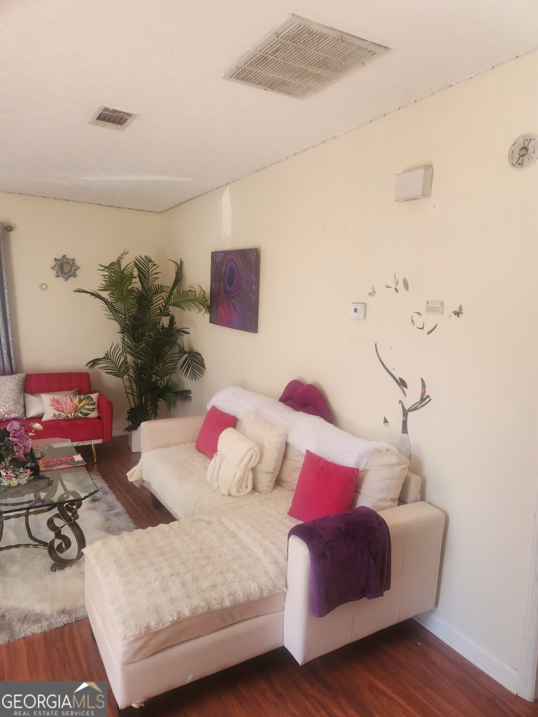 5936 N Castlegate Drive Property Photo 9
