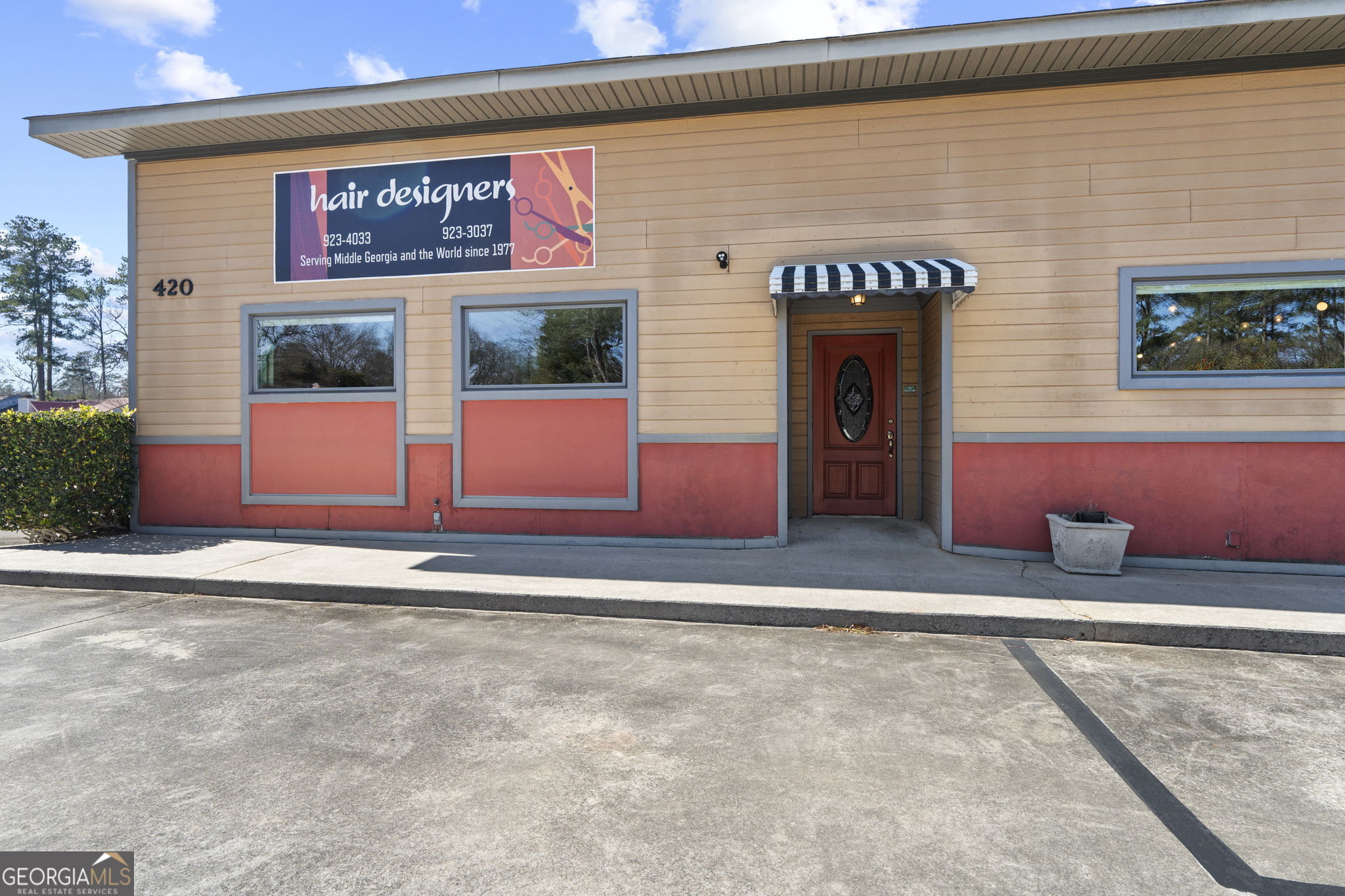 420 Corder Road Property Photo 3