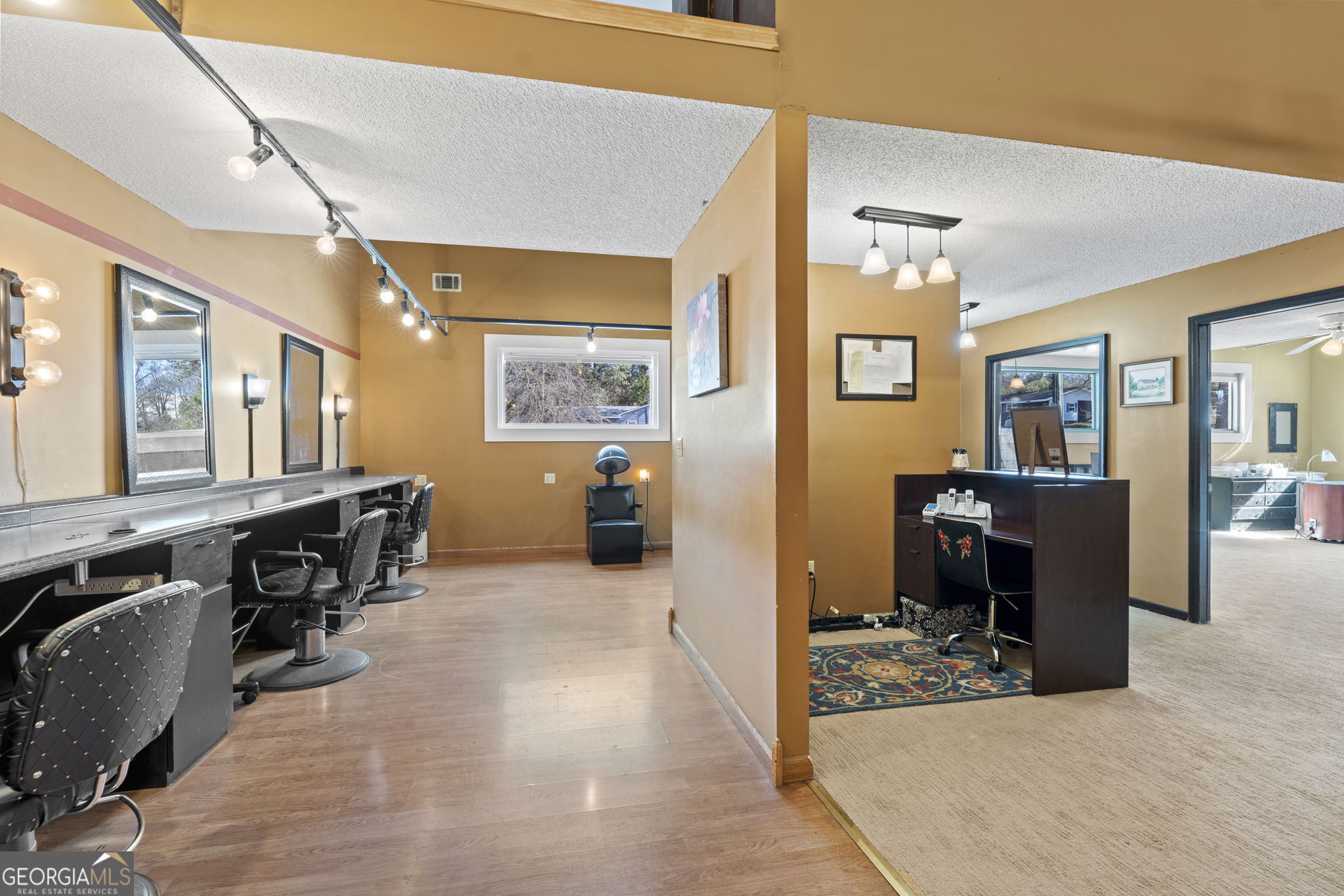 420 Corder Road Property Photo 14