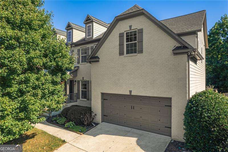 206 Sawtooth Court