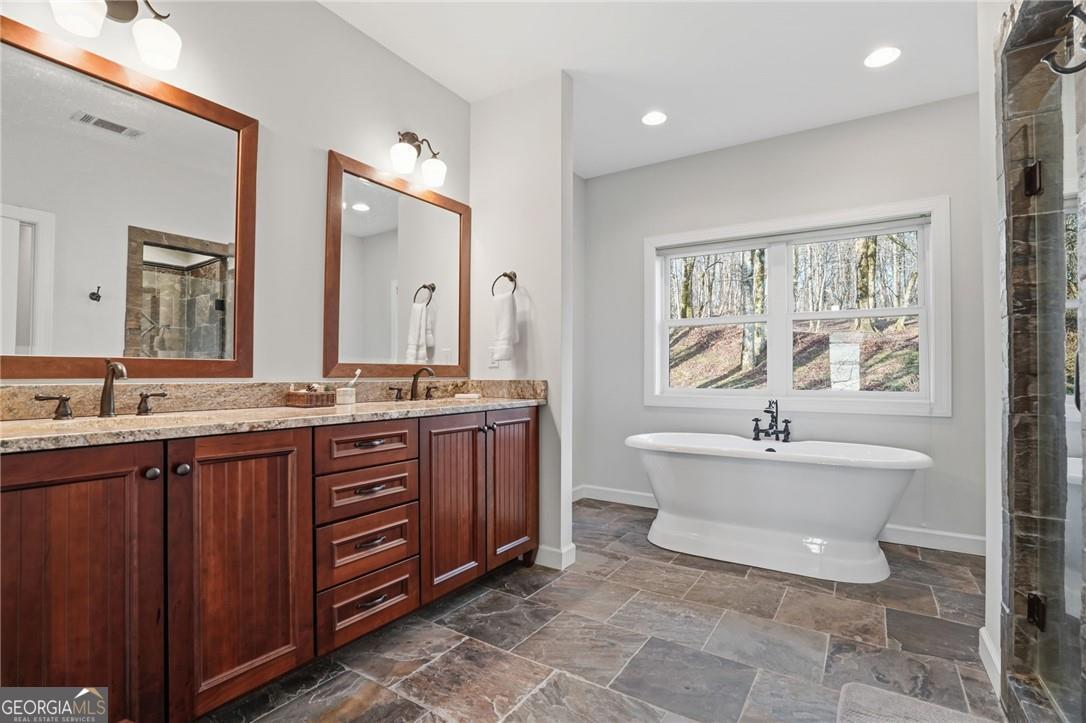 2551 Monument Road Property Photo 14