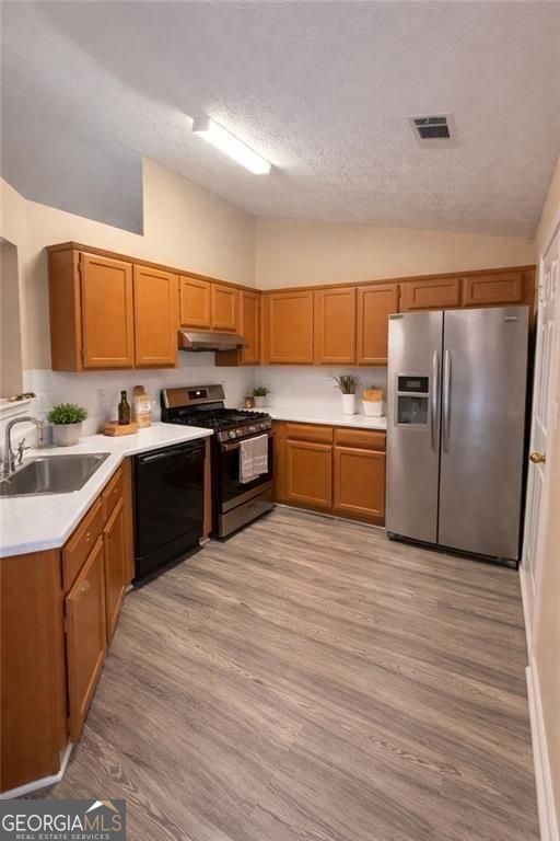 10600 Pine Forest Lane Property Photo 8