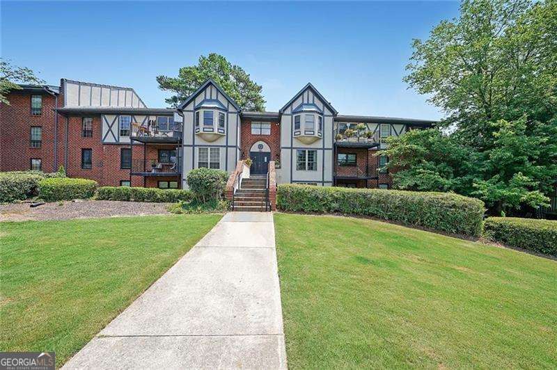 6851 Roswell Road # O3 Property Photo 1