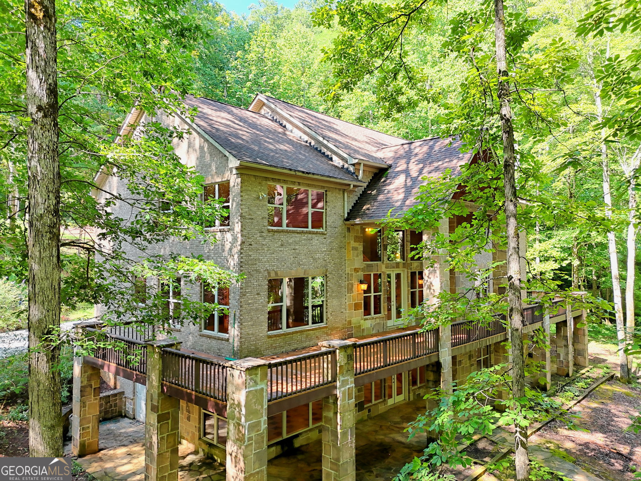 876 Whitetail Trail Property Photo 1