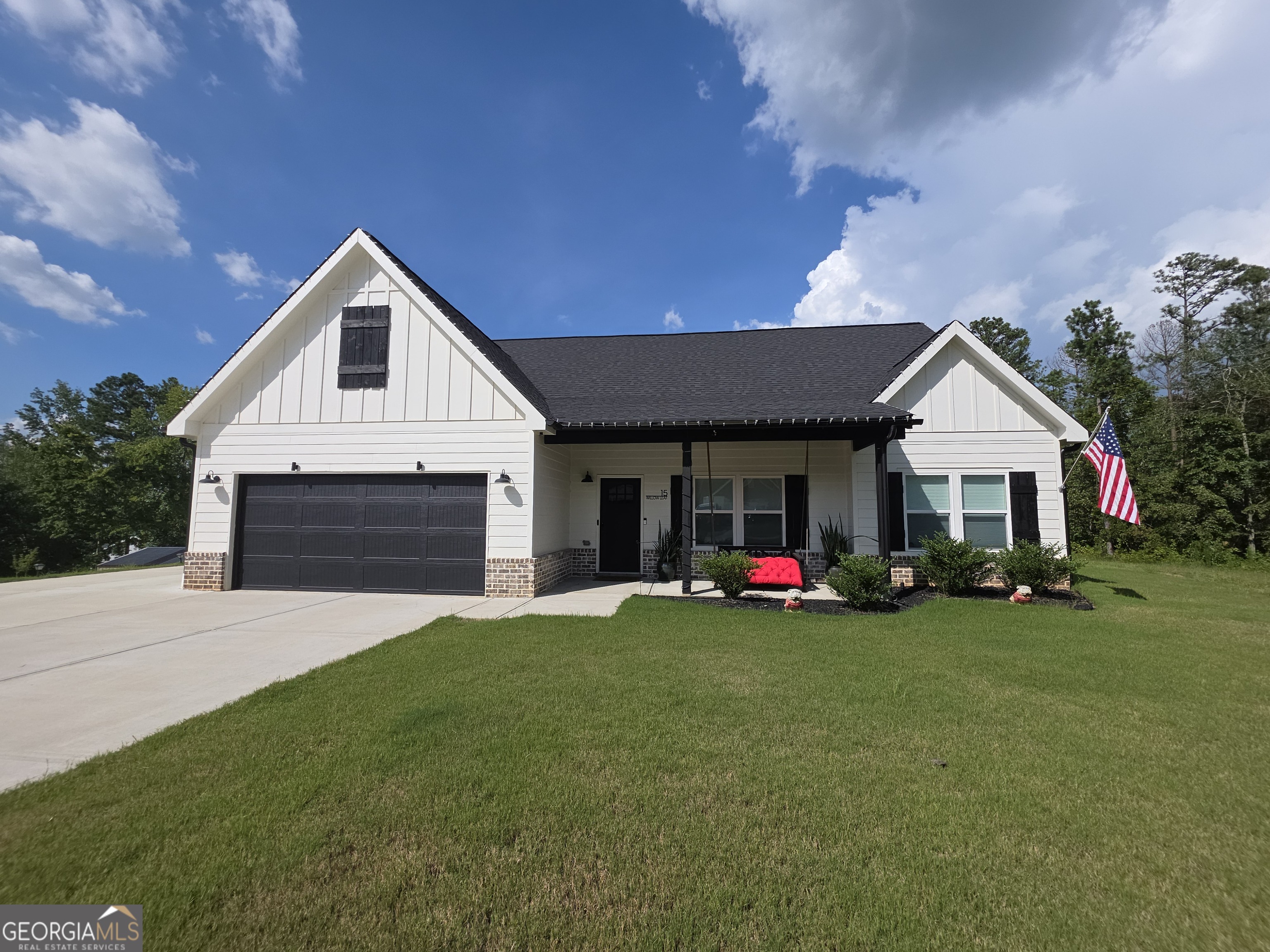 15 Willow Leaf Drive Property Photo 1