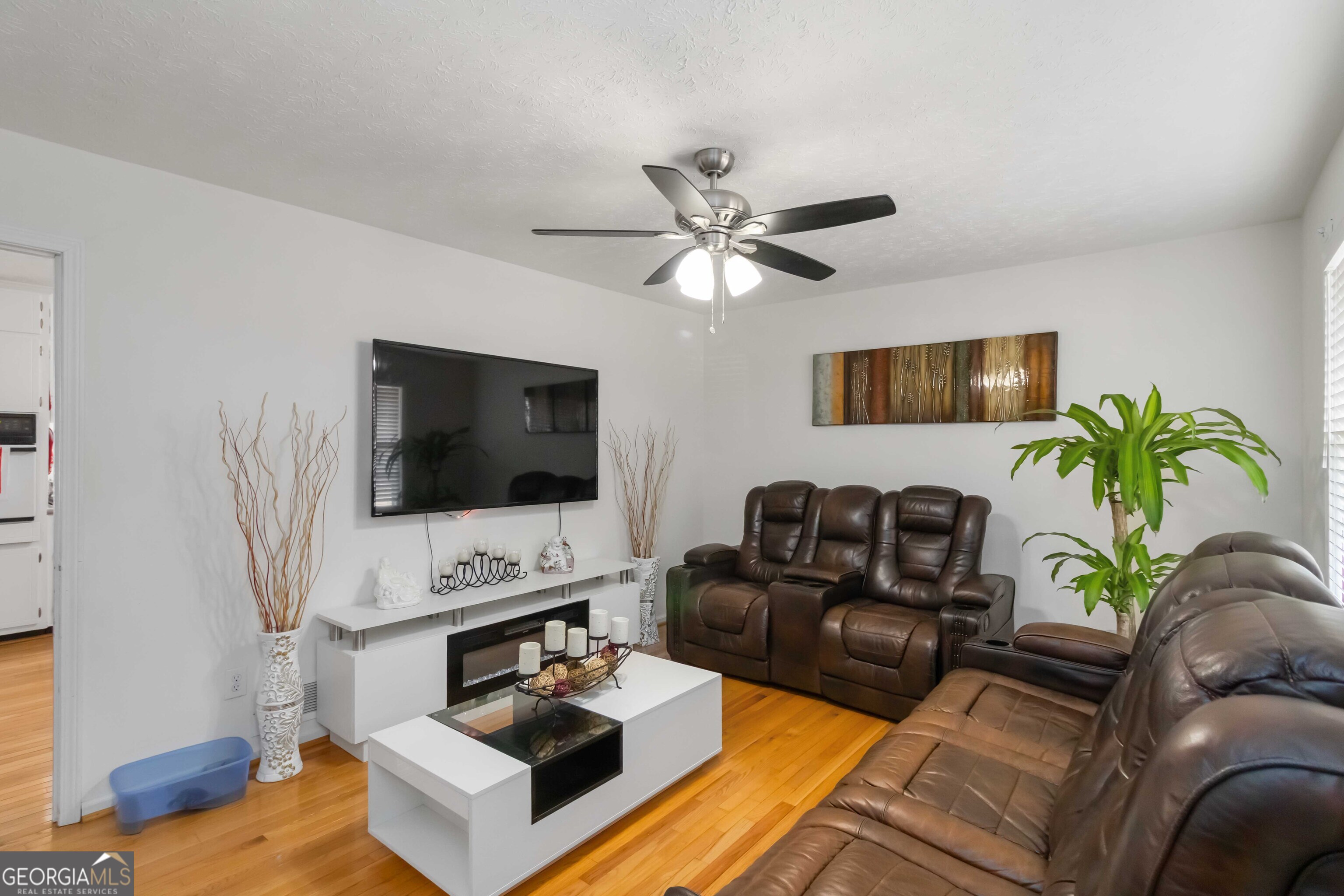 3829 Reynolds Road Property Photo 5
