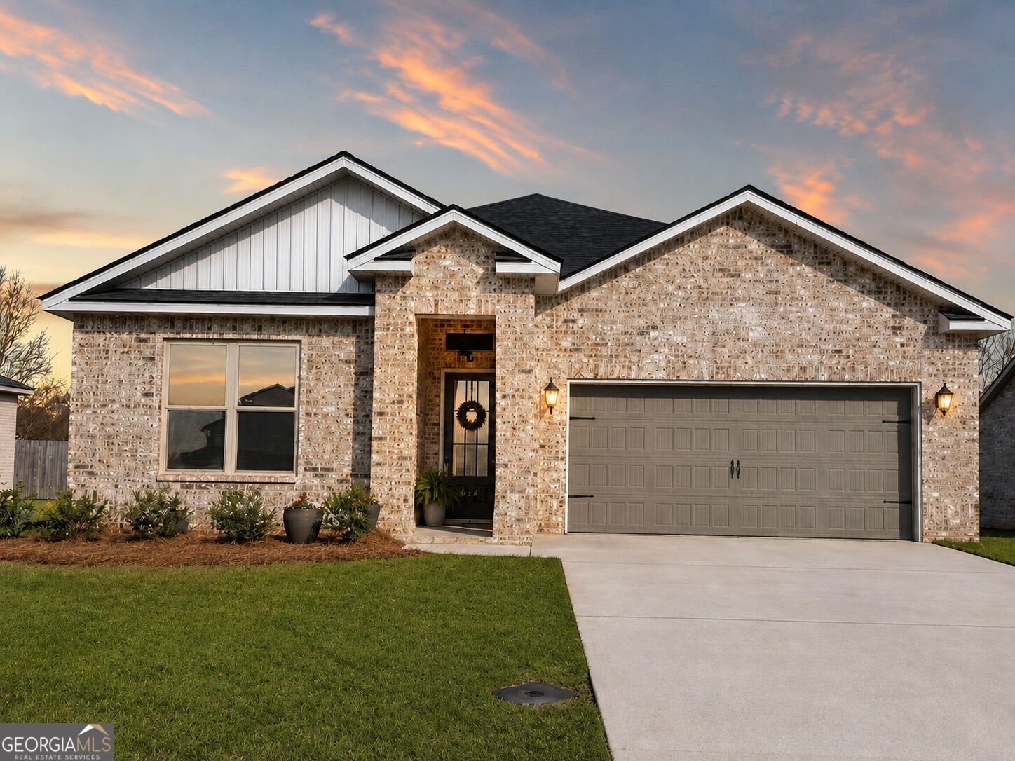 417 Otters Ridge Drive Property Photo 1