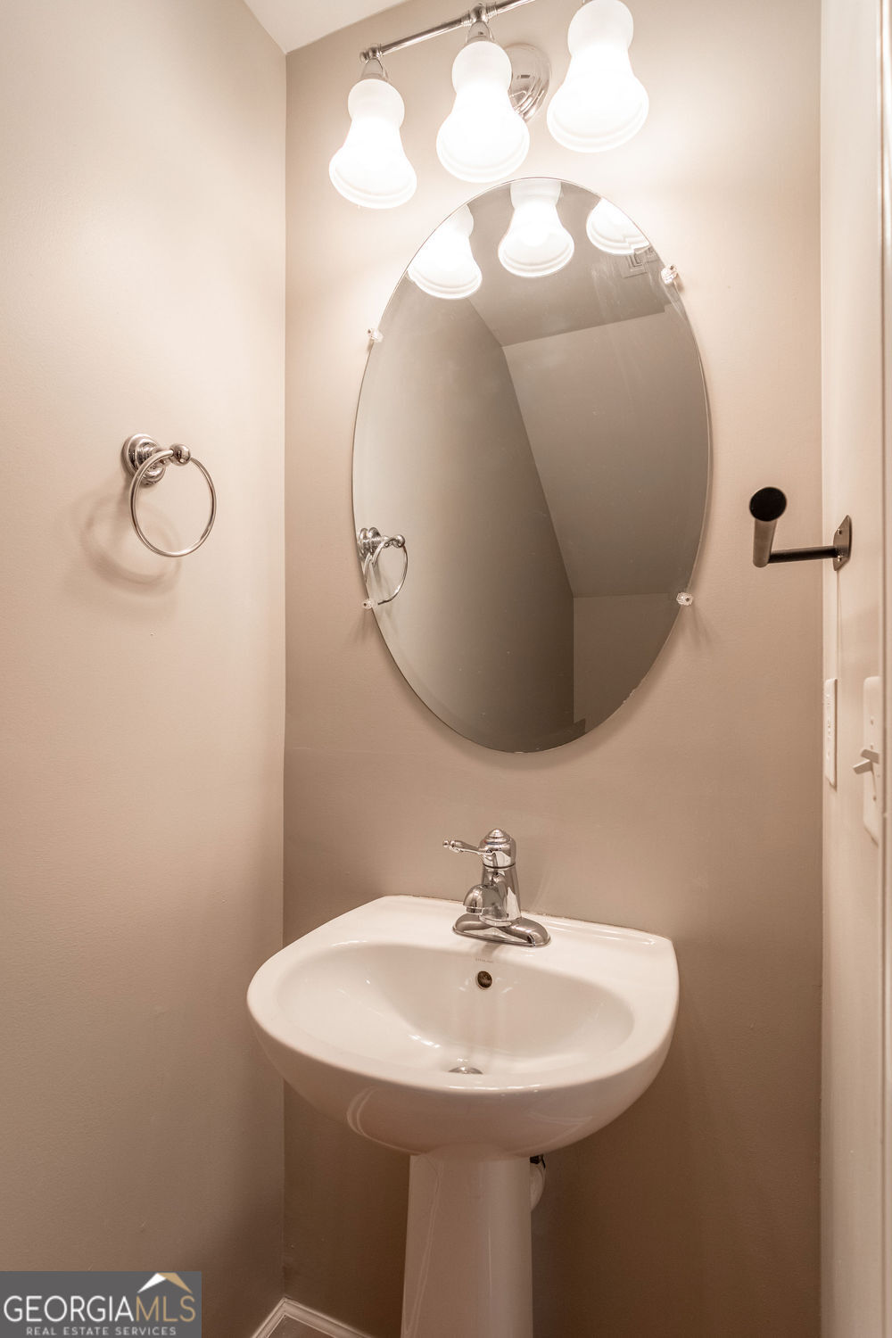 2285 Deerwood Drive Sw Property Photo 8