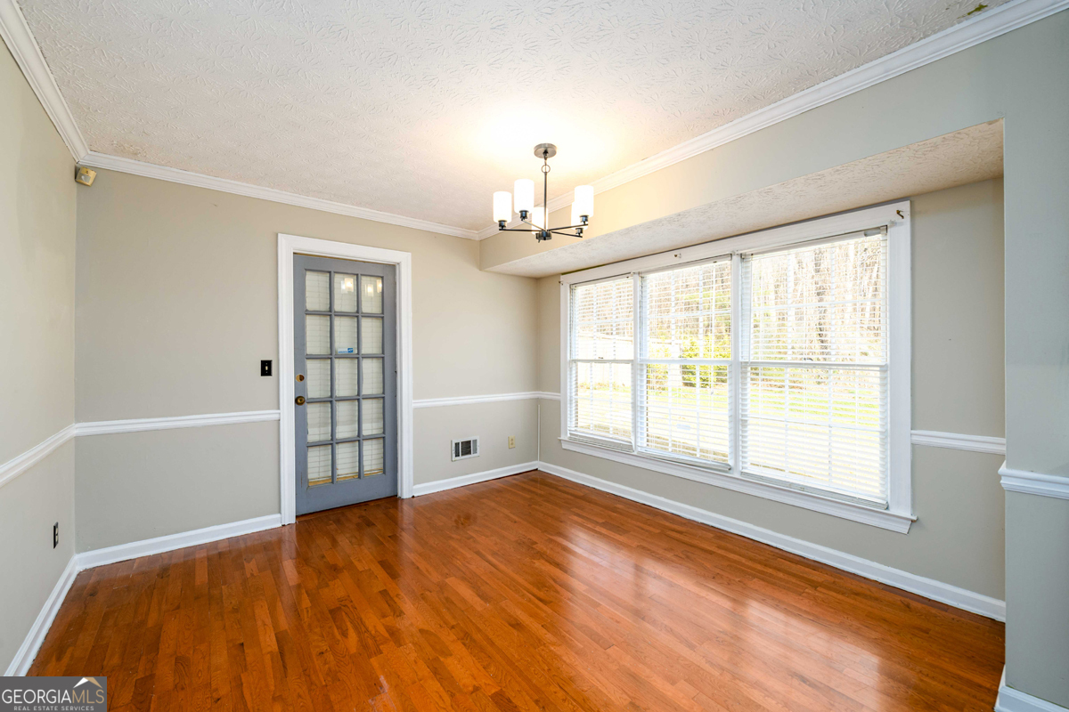 6420 Phillips Place Property Photo 15