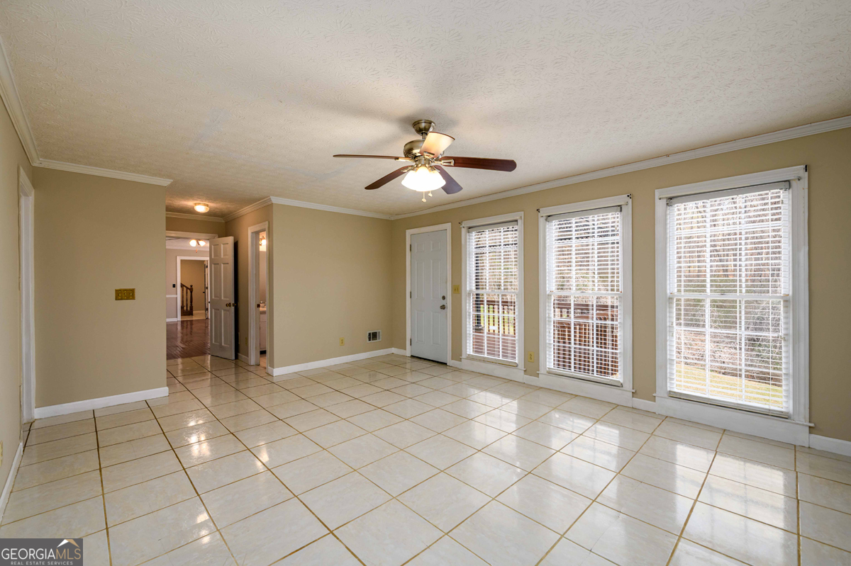 6420 Phillips Place Property Photo 20