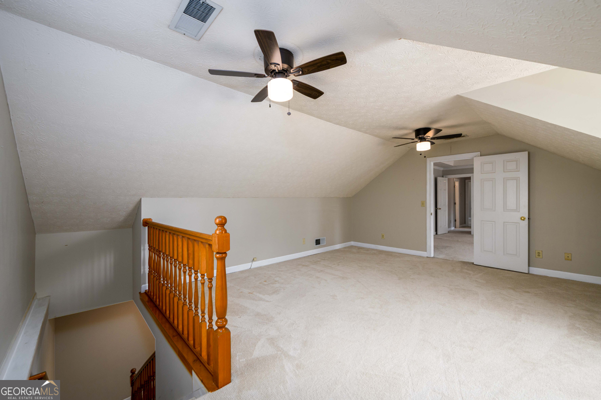6420 Phillips Place Property Photo 22