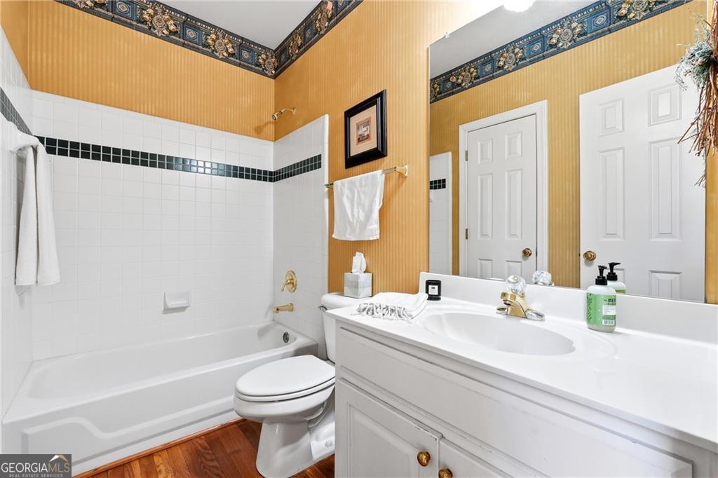 350 Waters Bend Way Property Photo 17
