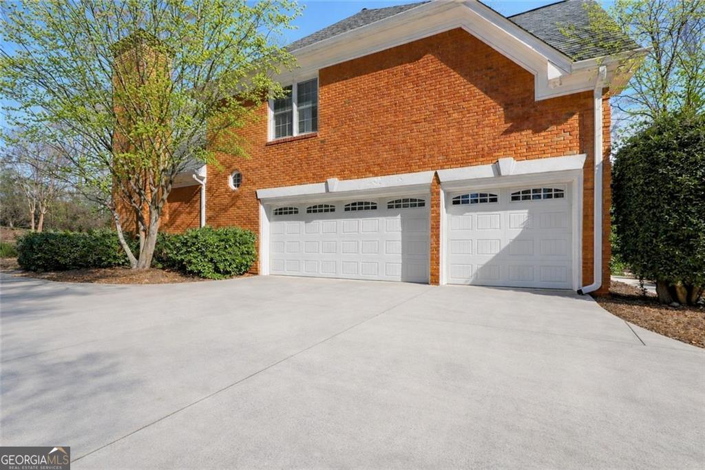 350 Waters Bend Way Property Photo 34