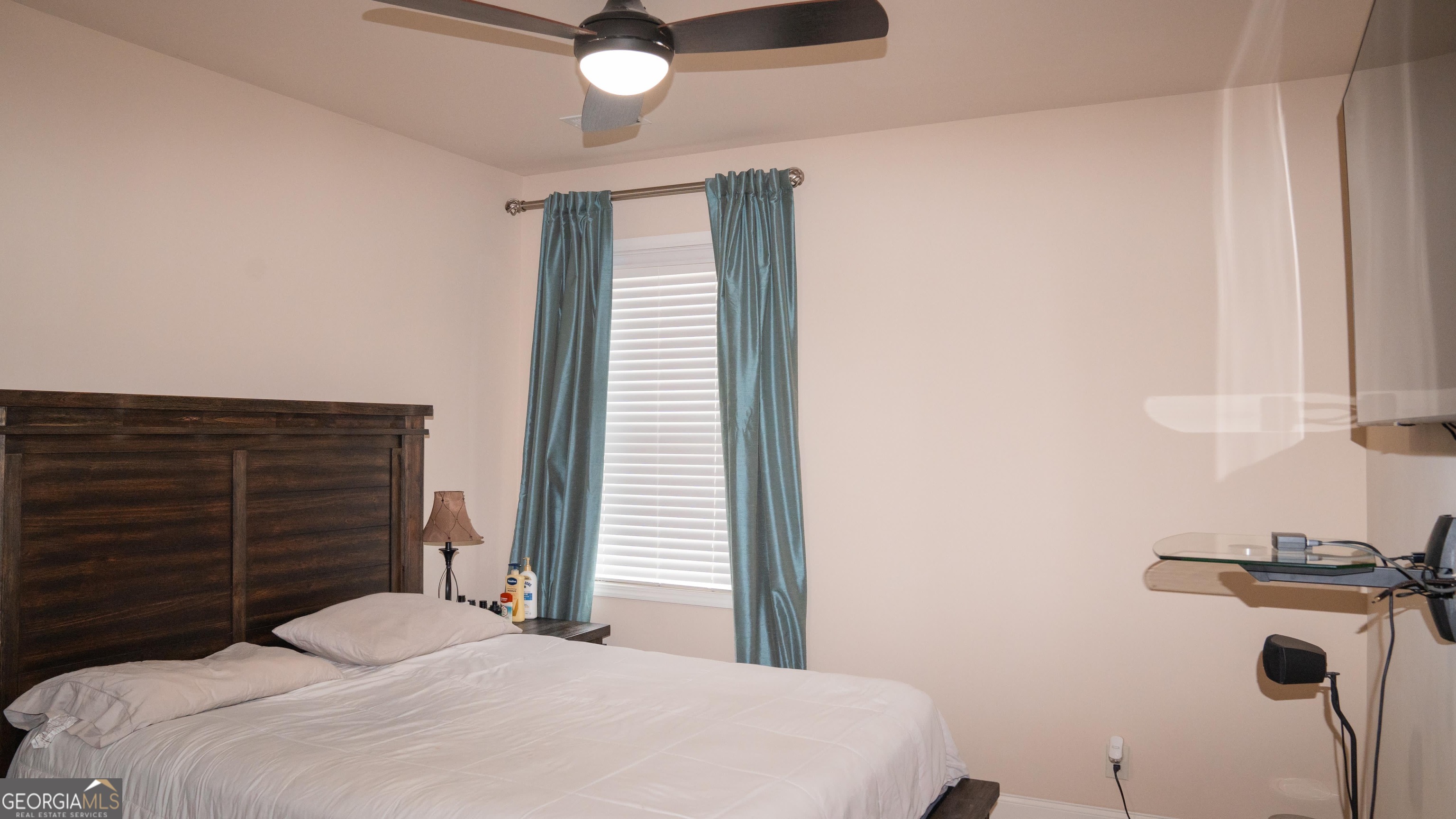 1320 Newbridge Circle Property Photo 39
