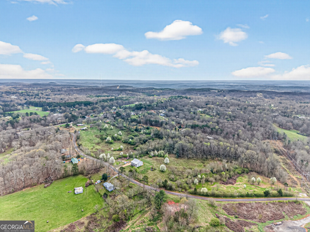 5525 Lula Road Property Photo 7