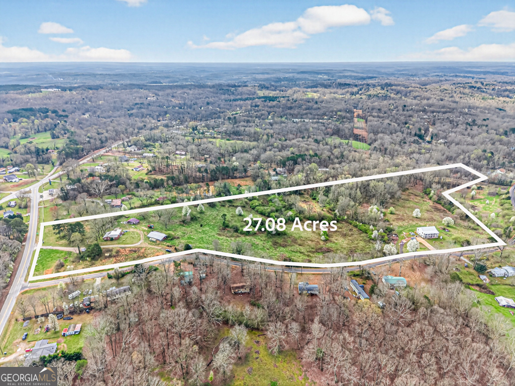5525 Lula Road Property Photo 8