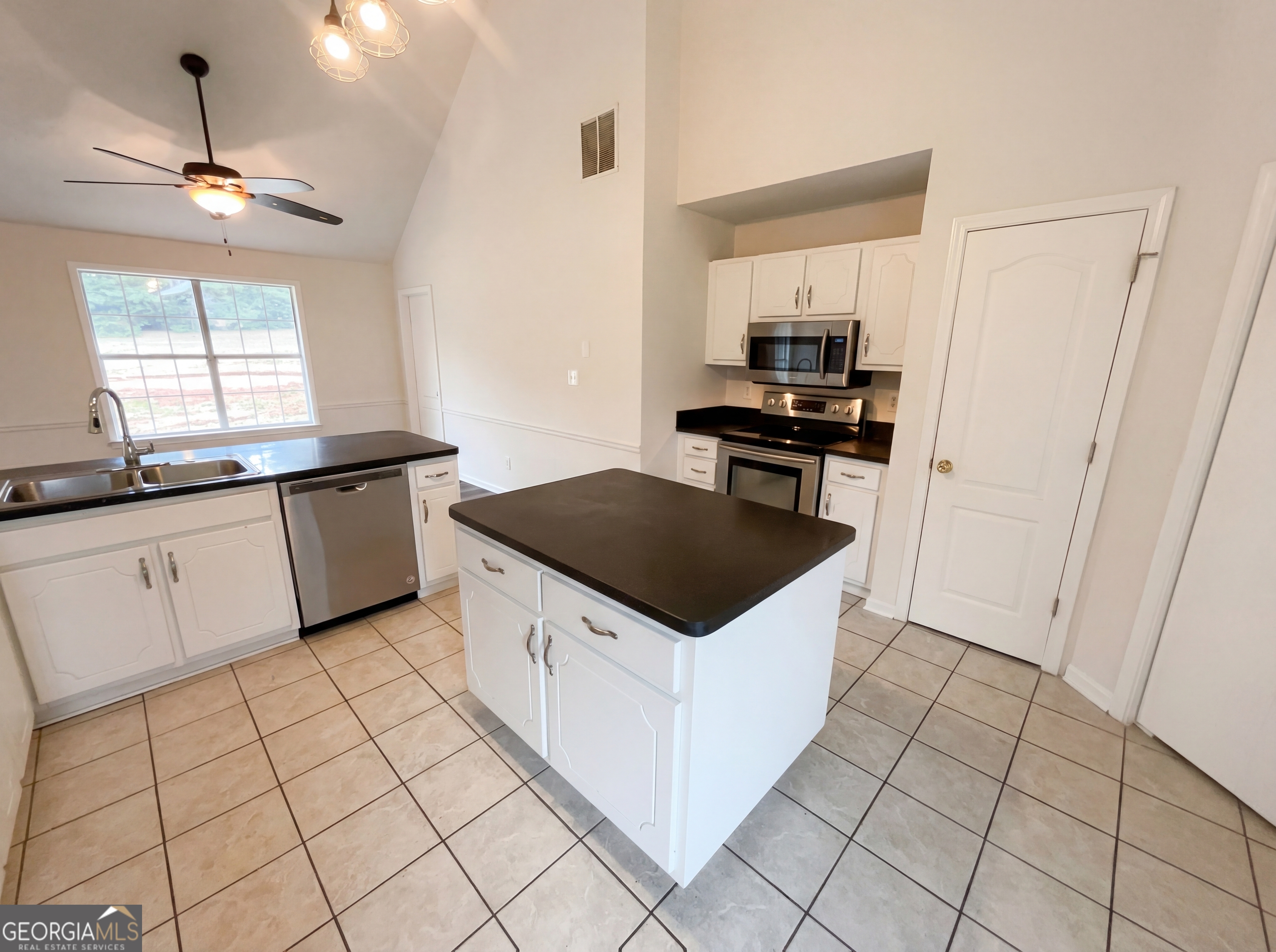 169 Manley Drive Property Photo 2