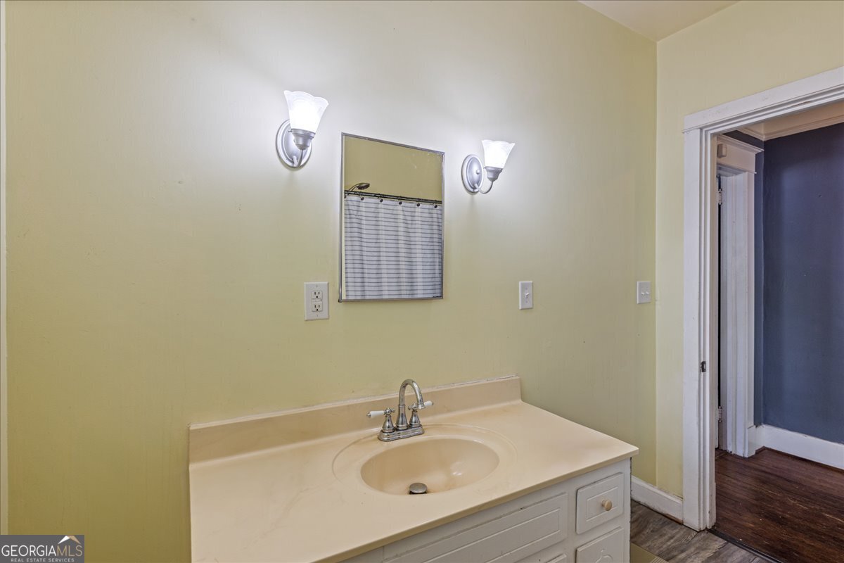 1823 Starnes Street Property Photo 26