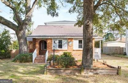 912 Jones Avenue Property Photo 2