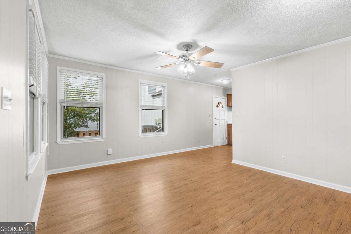 912 Jones Avenue Property Photo 10